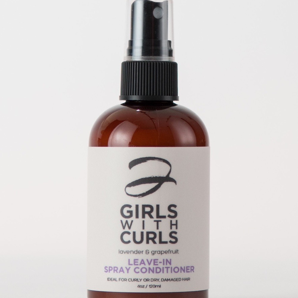 2 Girls With Curls Spray Leave-In Conditioner. New